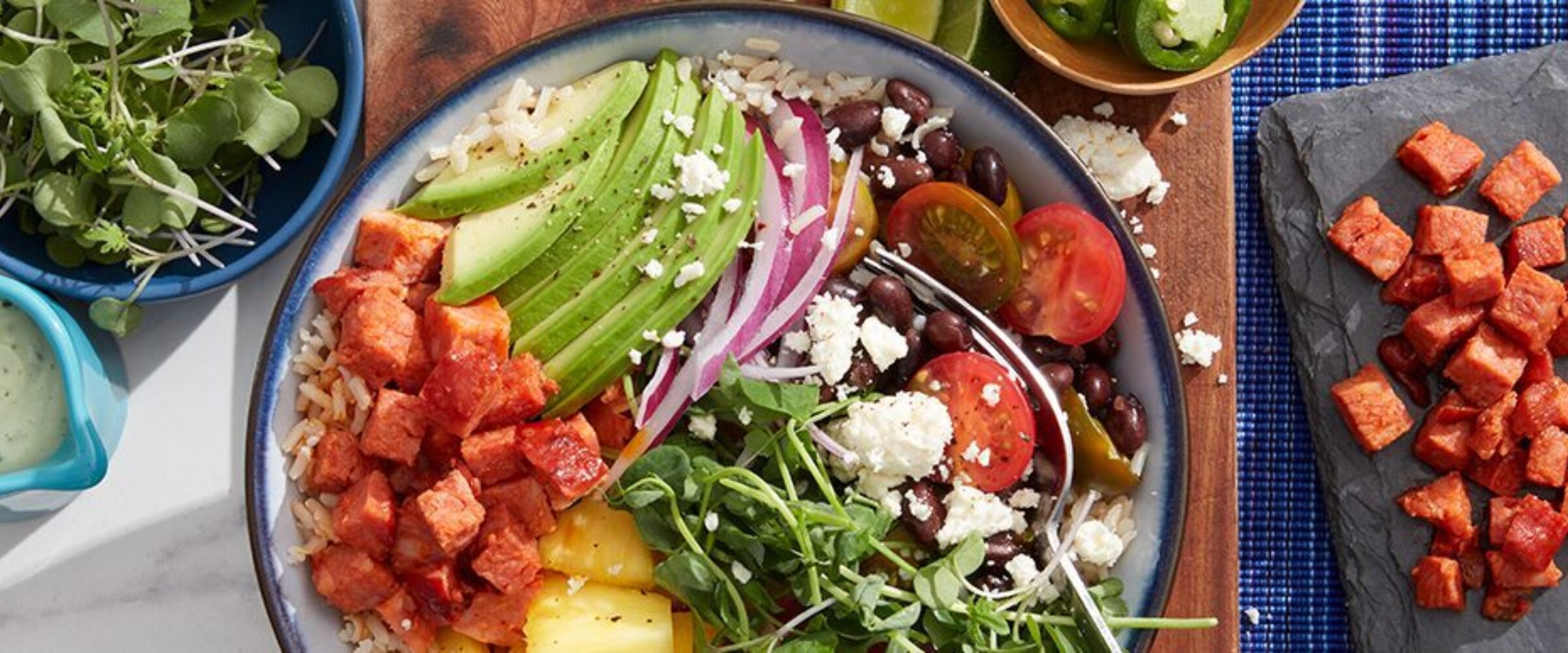 Rice bowl made with chorizo toppings