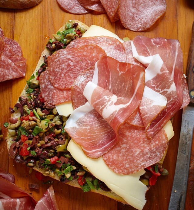 Charcuterie muffuletta