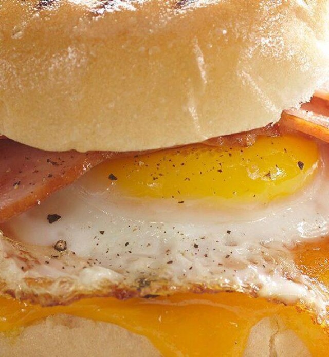 Gluten free breakfast sandwich with ham