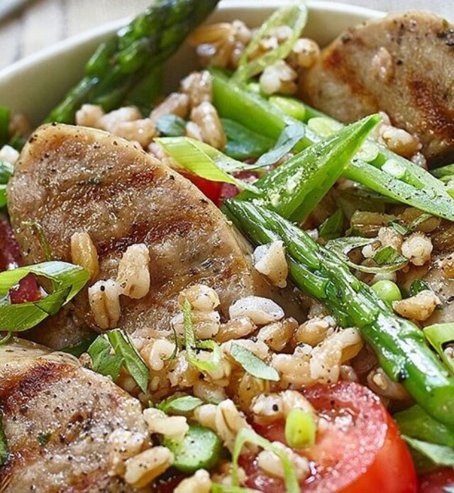 Sausage and farro salad