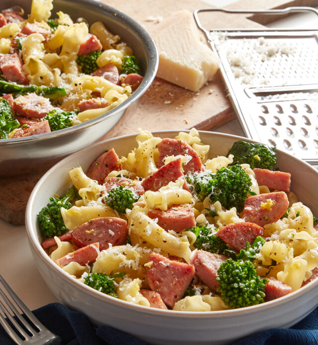 Kolbassa pasta in a white bowl